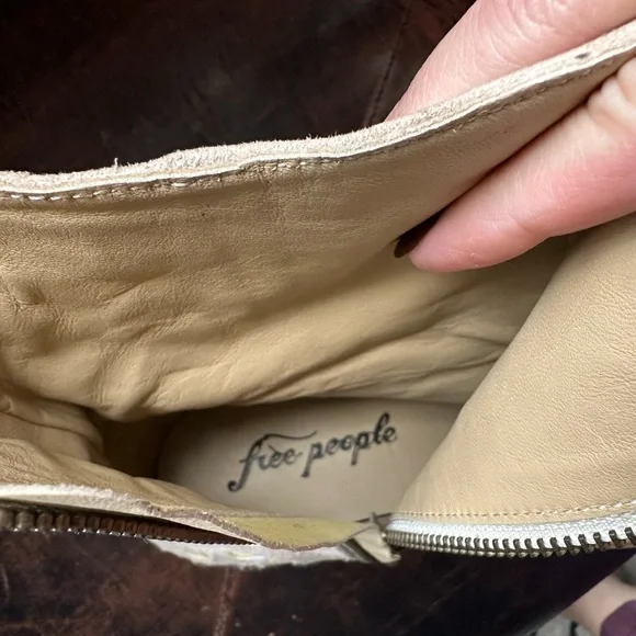 FREE PEOPLE•BOWERS EMBROIDERED WESTERN BOOTS - Sz 39.5 - Picture 13 of 16